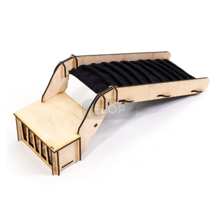 Rampe/Treppe zum Verlassen des Käfigs mit Futternapf und Abdeckung