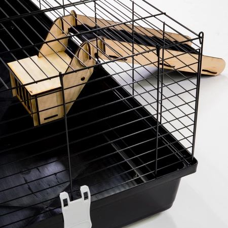 Rampe/Treppe zum Verlassen des Käfigs mit Futternapf und Abdeckung